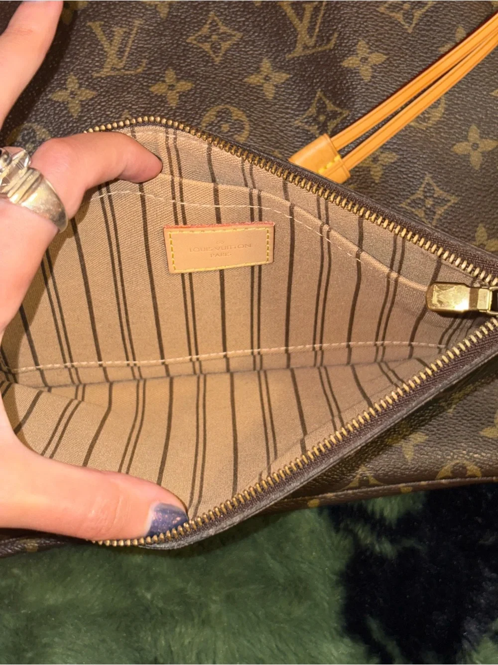 Louis Vuitton Monogram Canvas Tote with Vachetta Trim (Brown & Tan)